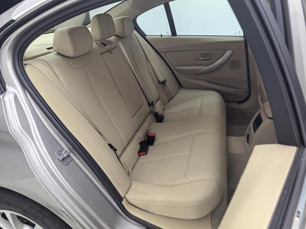 BMW 3 Series 2015 316i Entry – фото 24