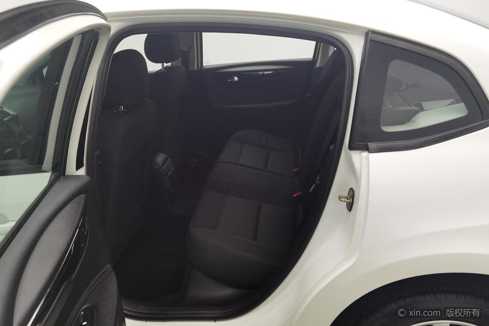 Citroën C-Triomphe 2013 модификация Тройная литиевая батарея кузов 2.0L Manual серия Baojun тип – фото 20