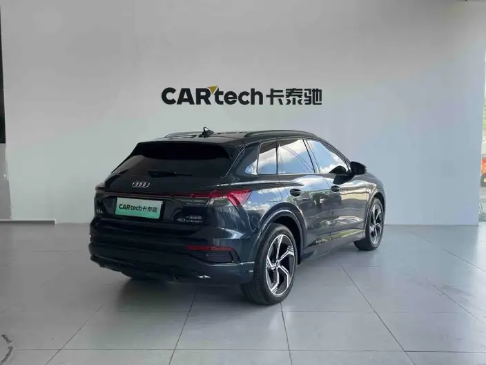 Audi Q4 e-tron 2023 Model 40 e-tron Genesis Night Edition – фото 6