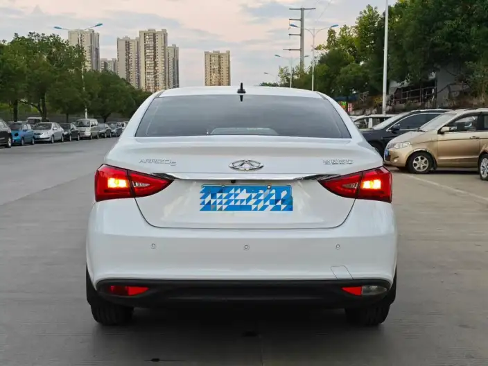 Chery Arrizo 5 2025 Model Superior Edition 1.5L CVT Fashion Model – фото 5