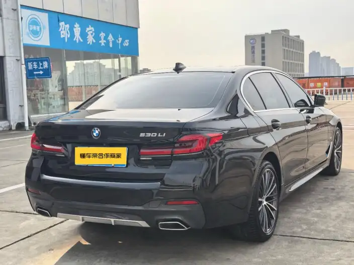 BMW 5 Series 2022 Model Facelift II 530Li Leading Model M Sports Set