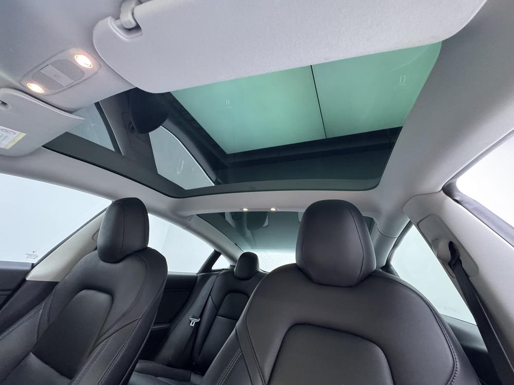Model 3 import Модель 2019 года Long Battery Li f e Pro All-wheel drive version – фото 19