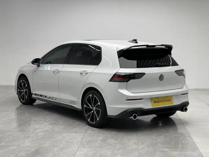 Volkswagen Golf 2025 Model Facelift 300TSI R-Line – фото 5