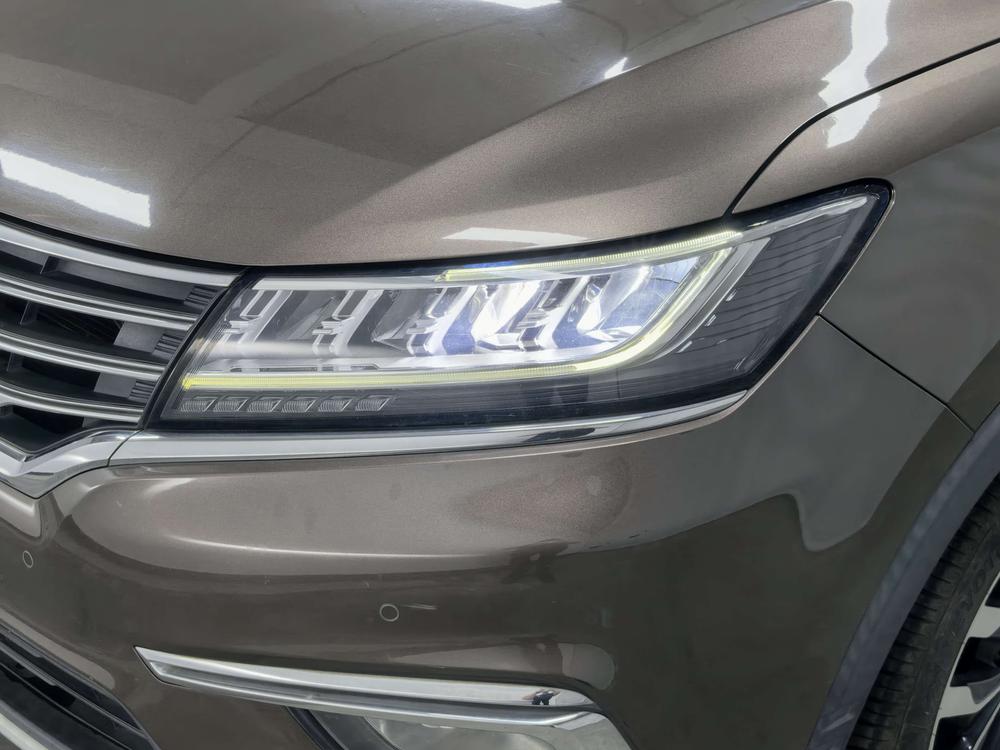 Roewe RX5 Модель 2018 года 20T 2WD Manual Internet Zhizun Edition – фото 12