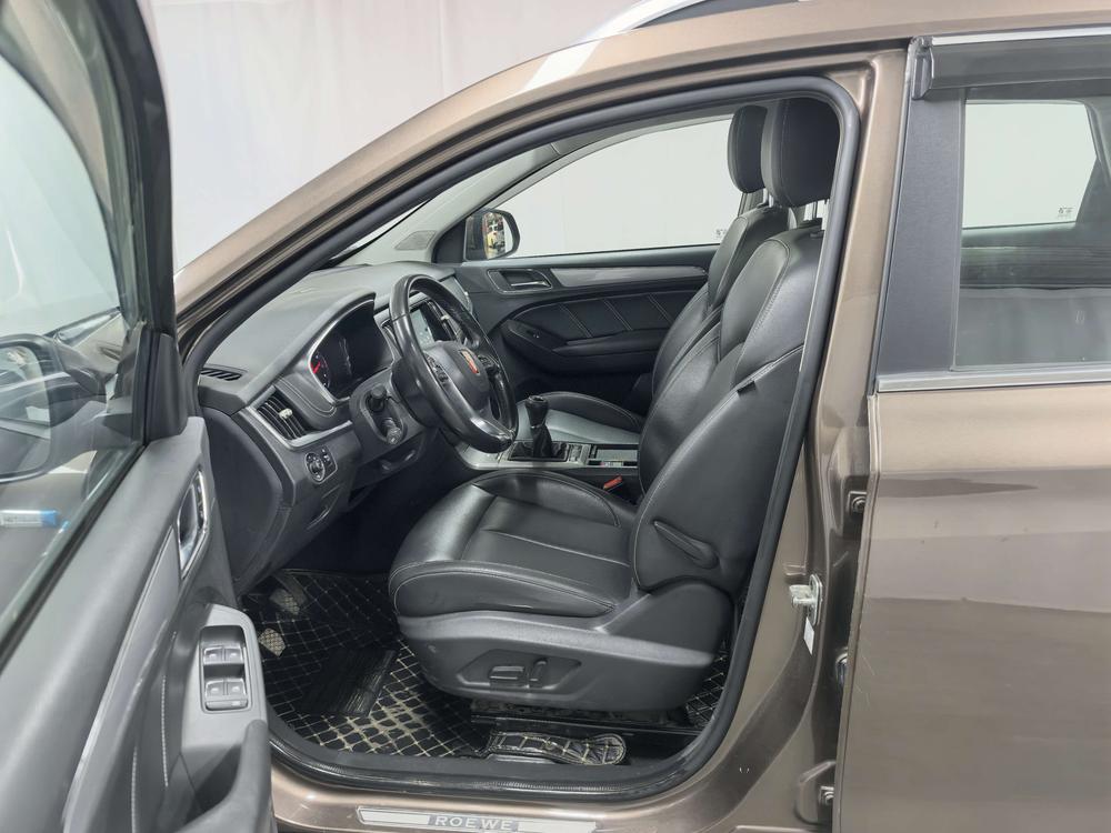 Roewe RX5 Модель 2018 года 20T 2WD Manual Internet Zhizun Edition – фото 17