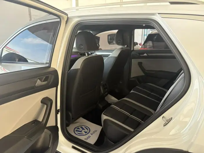 Volkswagen T-Roc 2023 Model 300TSI DSG Chenguang Edition – фото 10