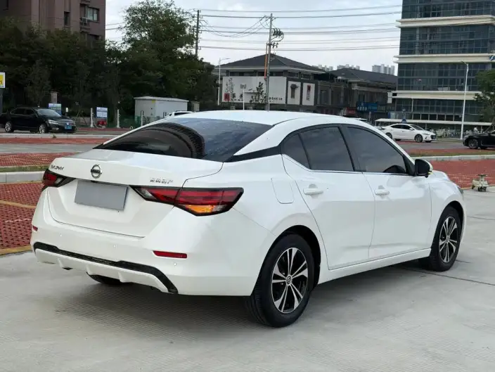 Nissan Sylphy 2022 Model 1.6L XL CVT Yuexiang Edition – фото 6