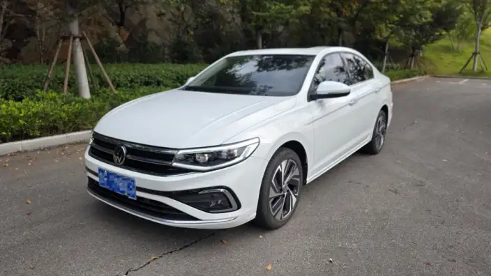 Volkswagen Bora 2023 Model 200TSI DSG Comfort PRO Edition – фото 1