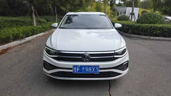 Volkswagen Bora 2023 Model 200TSI DSG Comfort PRO Edition – фото 2