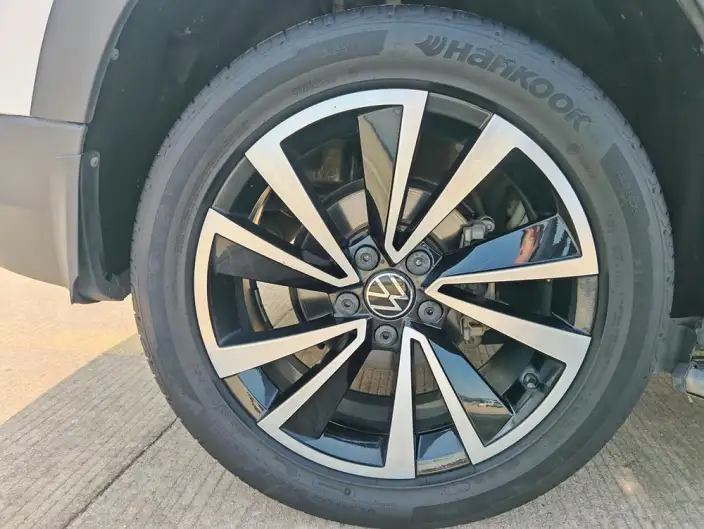 Volkswagen Tharu 2022 Model 280TSI 2WD Deluxe Edition – фото 9