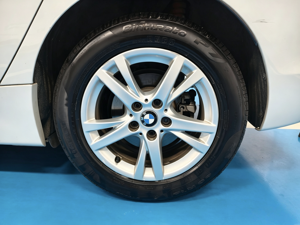 BMW 2 Series Active Tourer 2016 модификация 218i Leading – фото 9