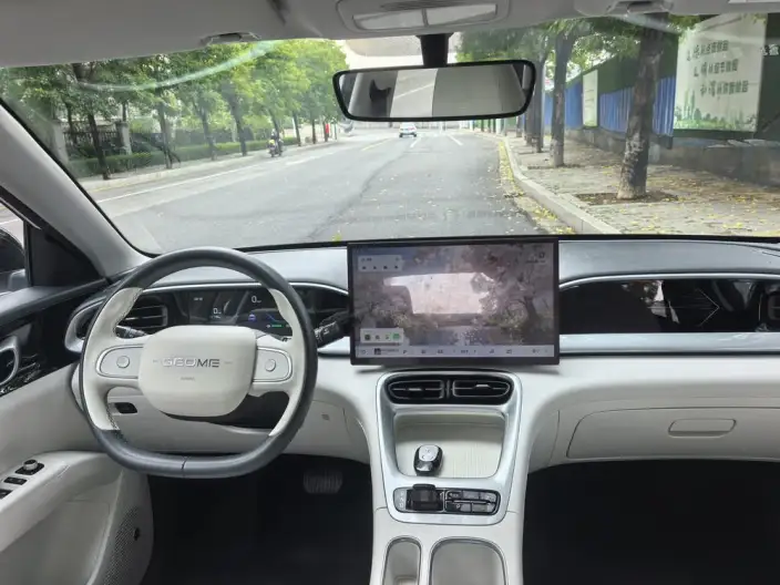 Geely Galaxy StarWish 2025 Model UP 410km Tiggo Edition – фото 8