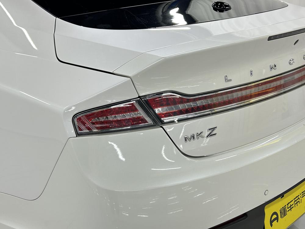 Lincoln MKZ 2017 2.0T Premium – фото 13