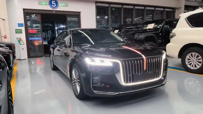 HONGQI H9 2023 Model 2.0T Smart Flag Enjoy Edition