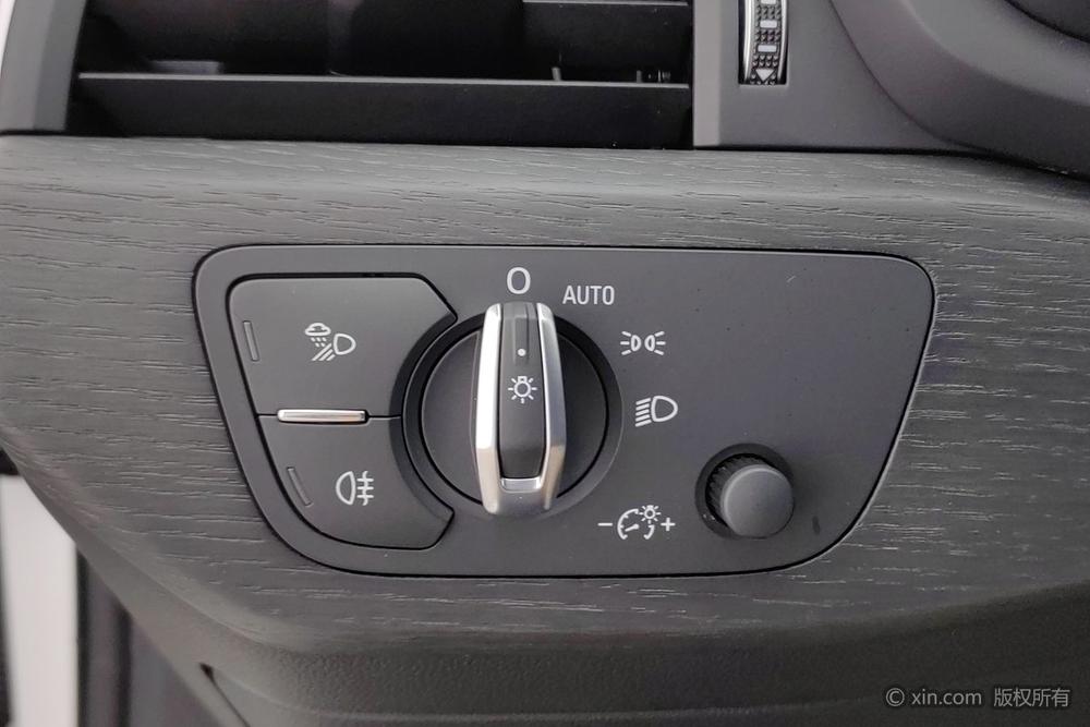 Audi A4L 2020 40 TFSI Luxury Sport – фото 17