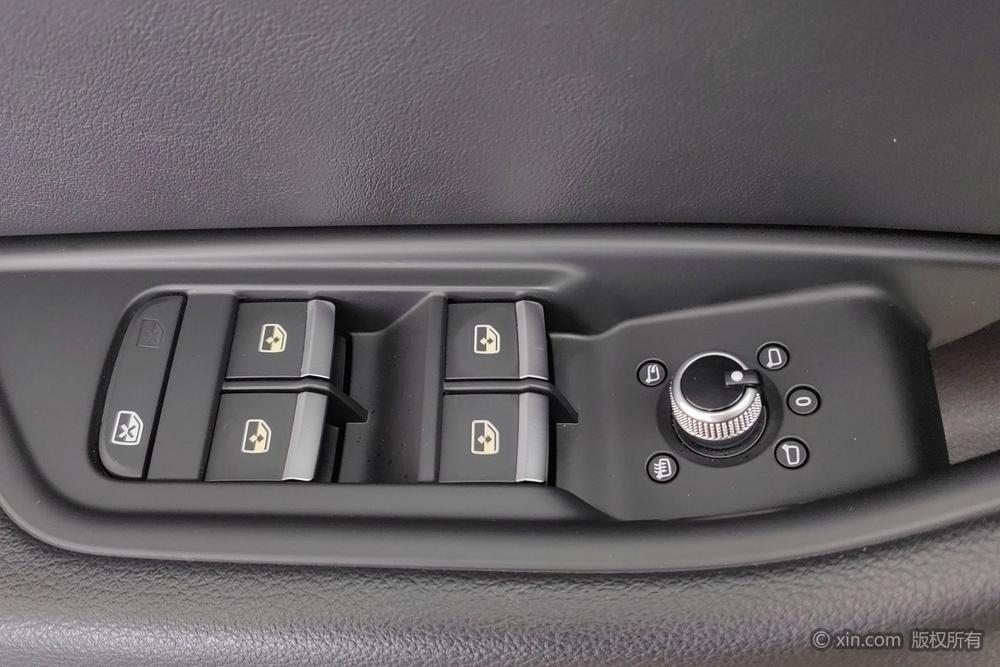 Audi A4L 2020 40 TFSI Luxury Sport – фото 23