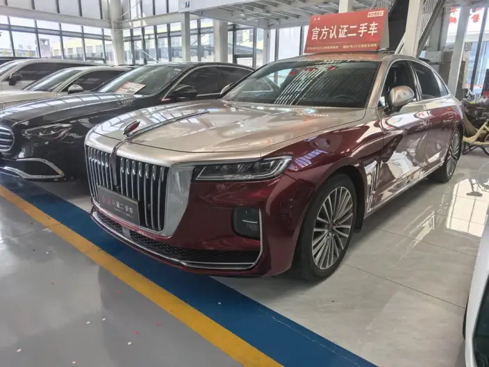 HONGQI H9 2022 Model 2.0T Flag Enjoy Edition