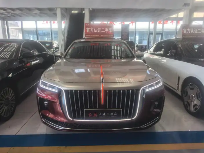 HONGQI H9 2022 Model 2.0T Flag Enjoy Edition