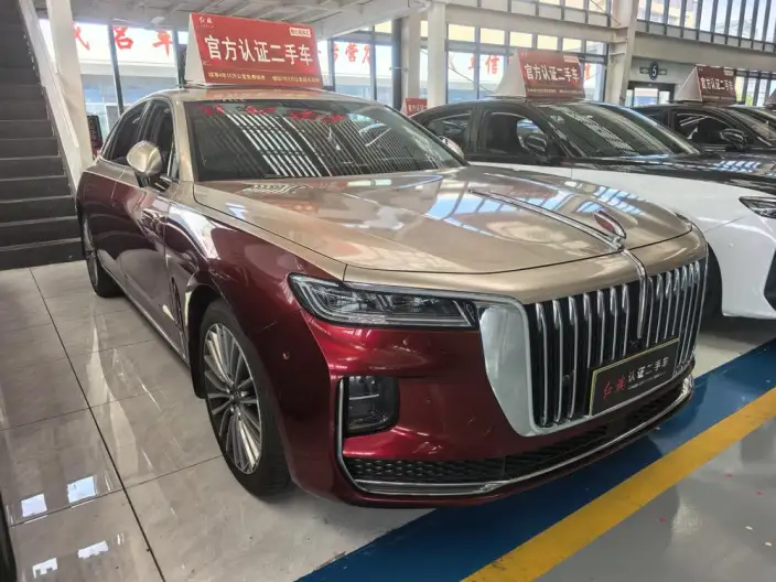 HONGQI H9 2022 Model 2.0T Flag Enjoy Edition