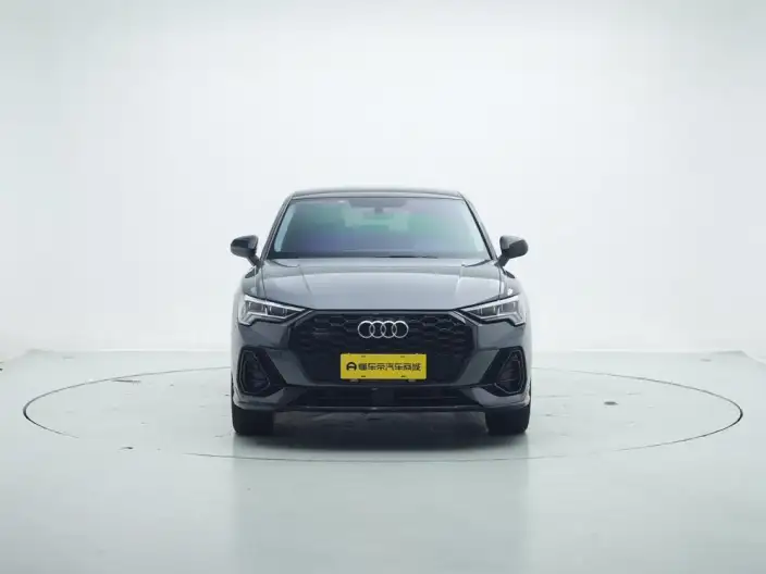 AUDI Q3 Sportback 2022 Model 45 TFSI quattro Fashion Model – фото 2