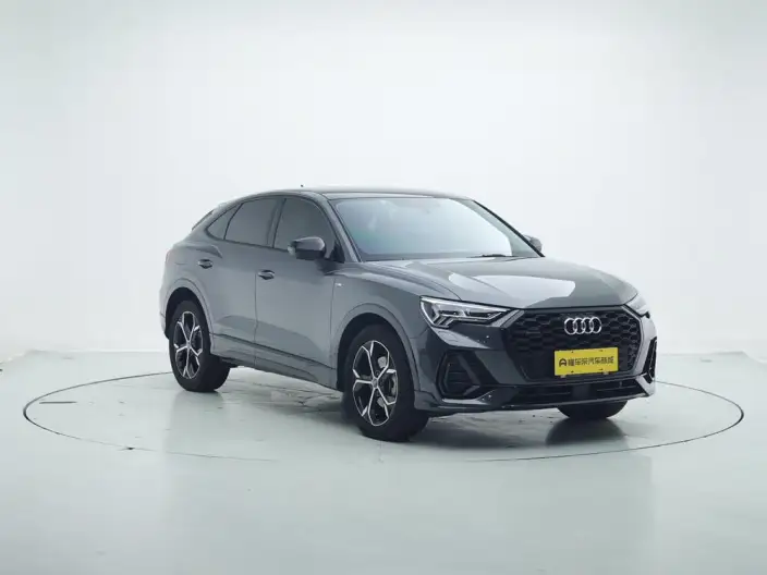 AUDI Q3 Sportback 2022 Model 45 TFSI quattro Fashion Model – фото 3
