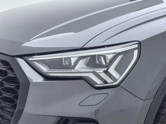 AUDI Q3 Sportback 2022 Model 45 TFSI quattro Fashion Model – фото 12