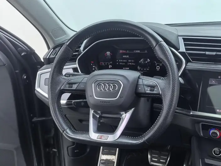 AUDI Q3 Sportback 2022 Model 45 TFSI quattro Fashion Model – фото 17