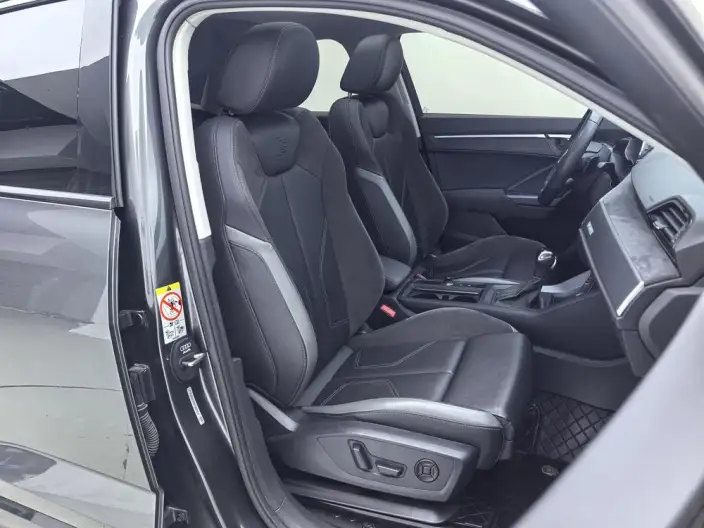 AUDI Q3 Sportback 2022 Model 45 TFSI quattro Fashion Model – фото 22