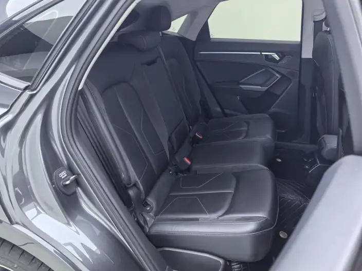 AUDI Q3 Sportback 2022 Model 45 TFSI quattro Fashion Model – фото 24