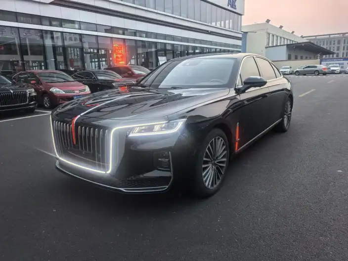 HONGQI H9 2022 Model 2.0T Smart Flag Enjoy Edition