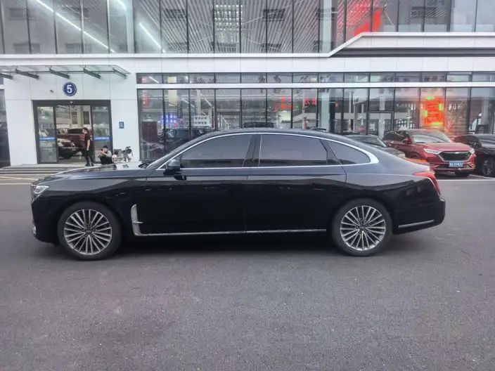 HONGQI H9 2022 Model 2.0T Smart Flag Enjoy Edition