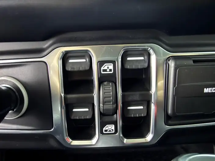 Jeep Wrangler 2022 Model 2.0T Automatic 4WD 5 seat Parallel Imported – фото 8