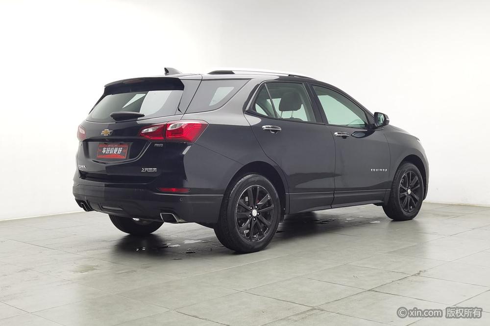 Chevrolet Equinox 2017 модификация RS 550T автоматическое 4WD Explore Edition – фото 4