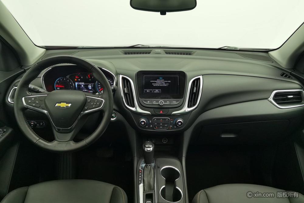 Chevrolet Equinox 2017 модификация RS 550T автоматическое 4WD Explore Edition – фото 12
