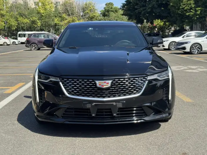 Cadillac CT4 2022 Model 28T Luxury Model