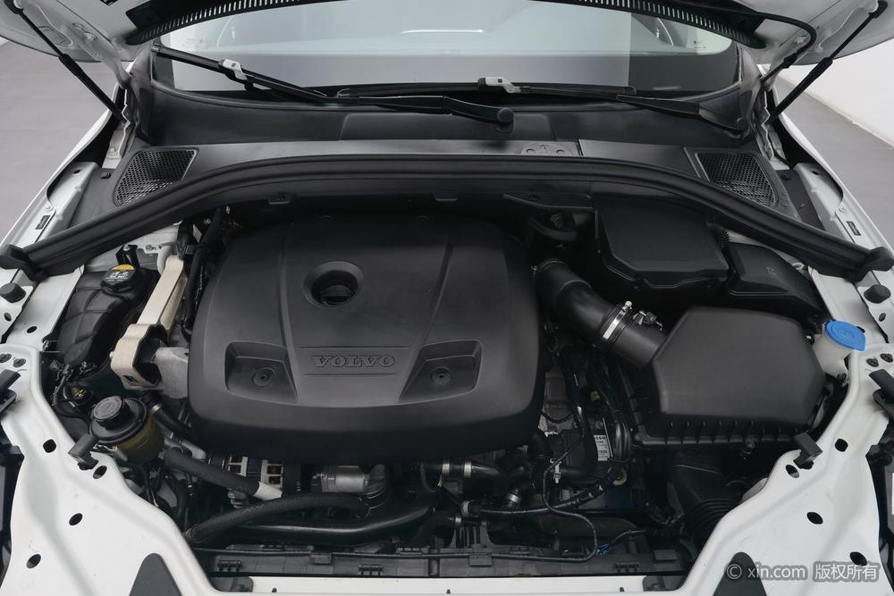 Volvo XC60 2017 модификация T5 AWD Zhiyuan Edition – фото 5