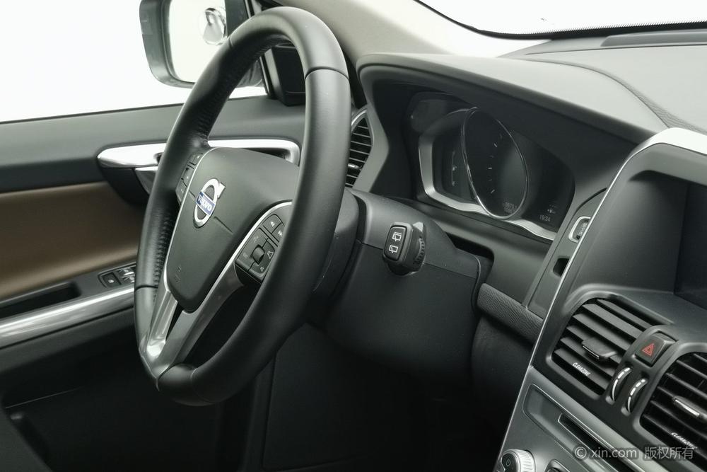 Volvo XC60 2017 модификация T5 AWD Zhiyuan Edition – фото 10