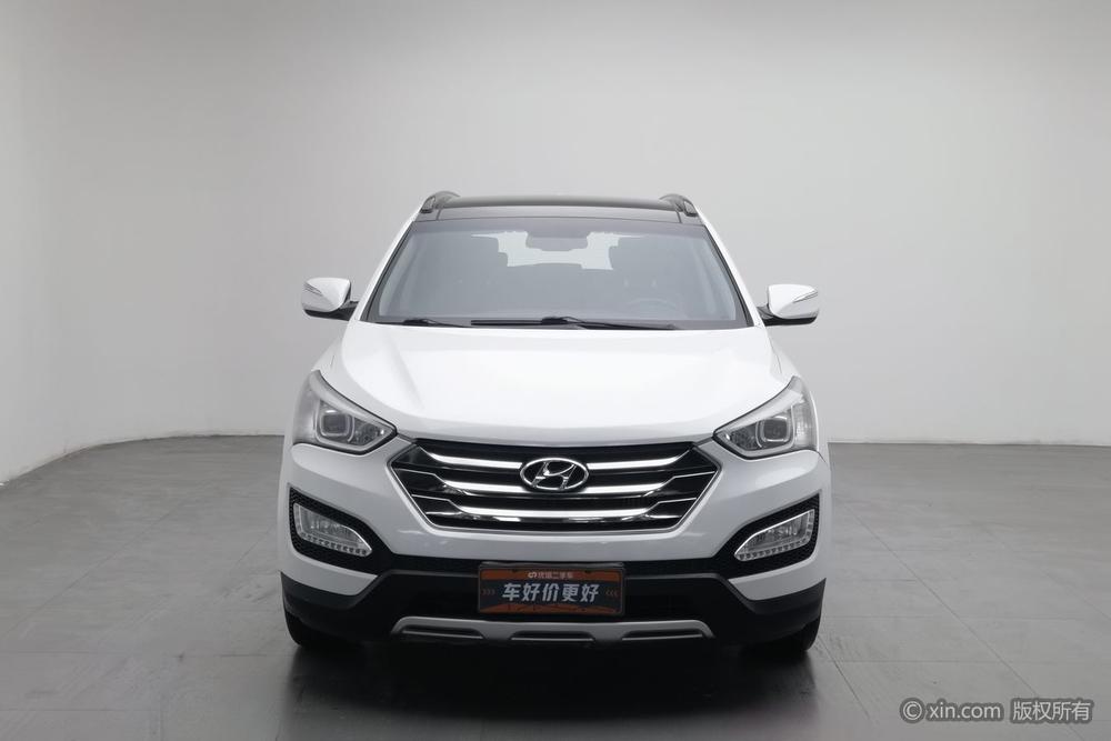 Hyundai Santa Fe 2015 модификация 2.0T автоматическое 2WD Intelligent 5 seat – фото 2