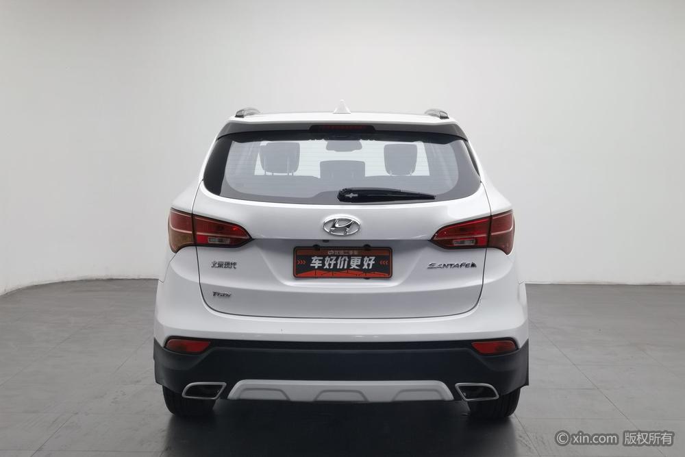 Hyundai Santa Fe 2015 модификация 2.0T автоматическое 2WD Intelligent 5 seat – фото 3