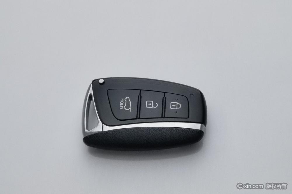 Hyundai Santa Fe 2015 модификация 2.0T автоматическое 2WD Intelligent 5 seat – фото 6