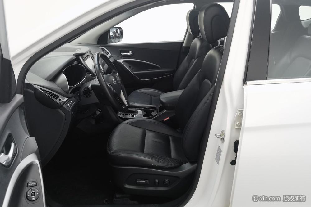 Hyundai Santa Fe 2015 модификация 2.0T автоматическое 2WD Intelligent 5 seat – фото 18