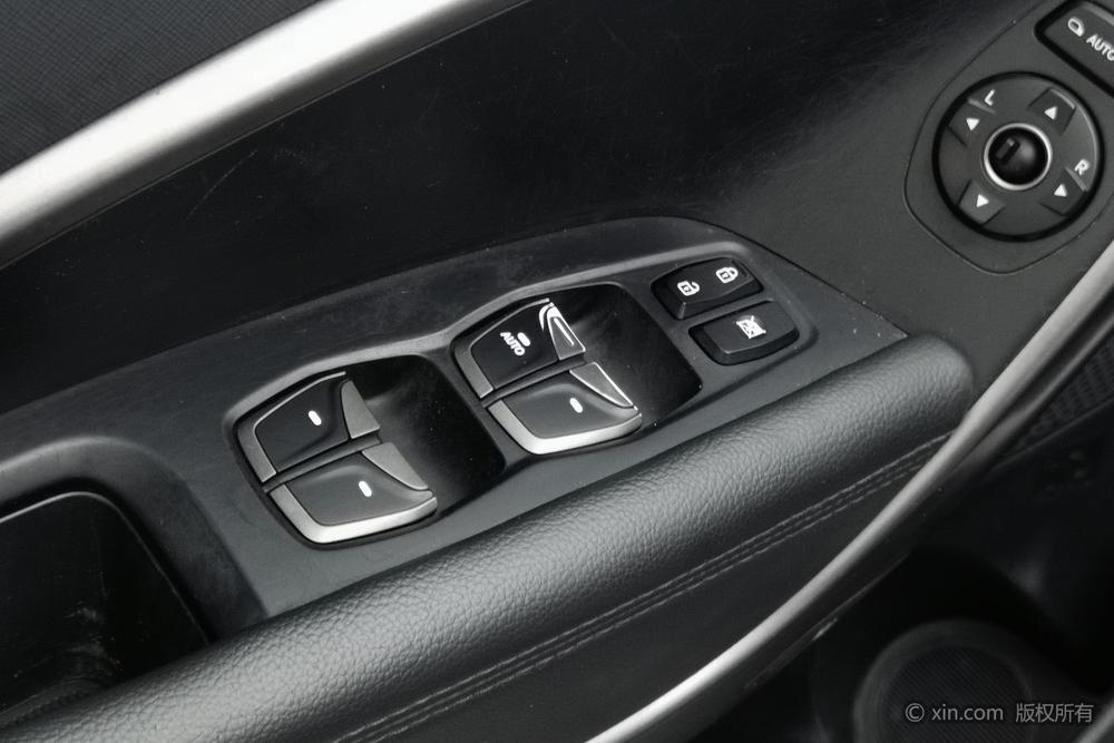 Hyundai Santa Fe 2015 модификация 2.0T автоматическое 2WD Intelligent 5 seat – фото 23