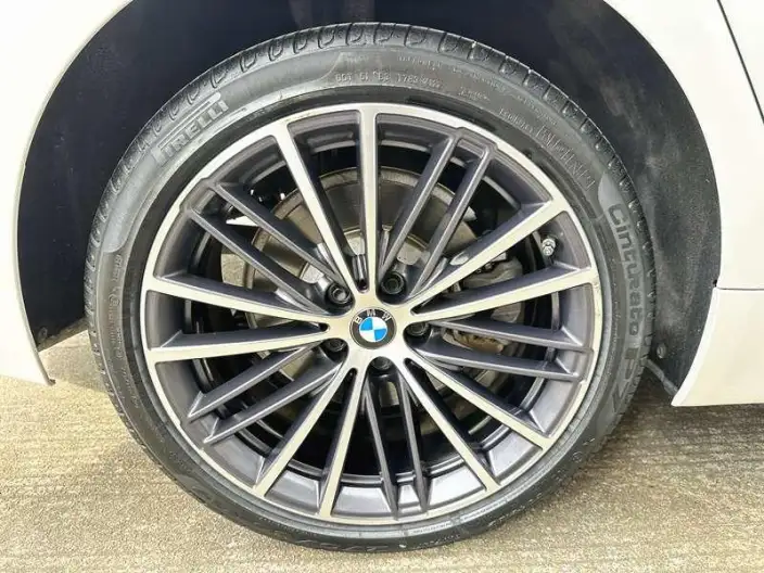 BMW 5 Series 2022 Model Facelift II 530Li Leading Model M Sports Set – фото 8