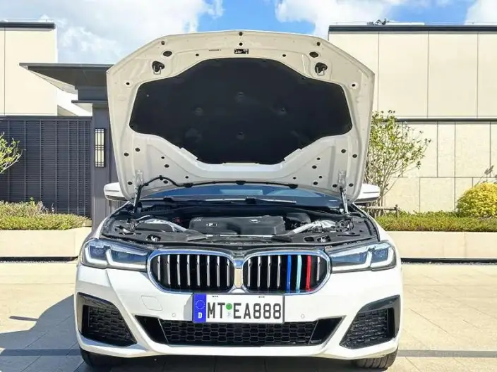 BMW 5 Series 2022 Model Facelift II 530Li Leading Model M Sports Set – фото 9