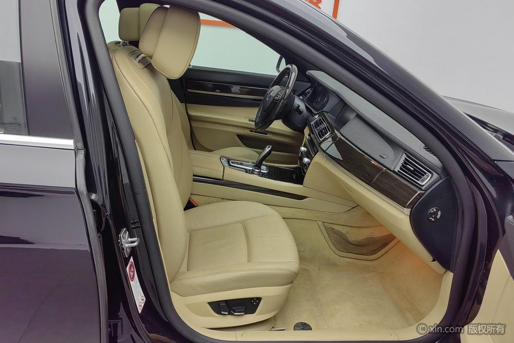 BMW 7 Series 2009 730Li Advantage – фото 12