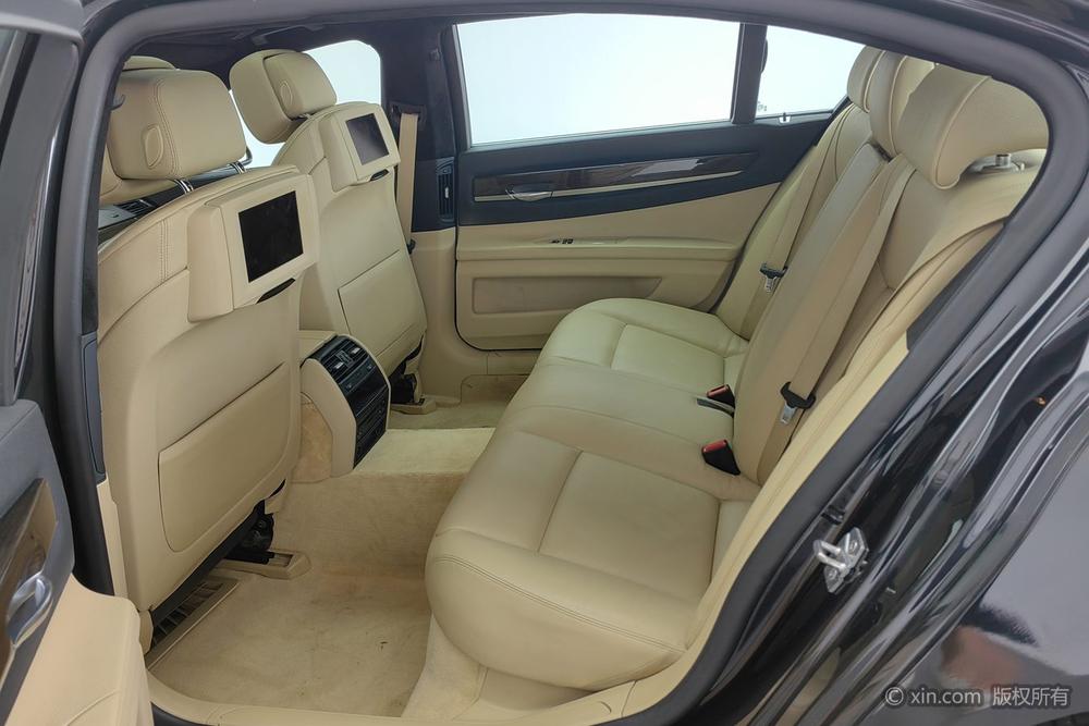 BMW 7 Series 2009 730Li Advantage – фото 19