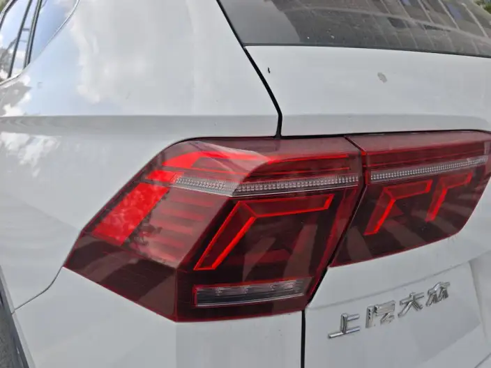 Volkswagen Tiguan L 2023 Model 330TSI 2WD R-Line Enjoy the version more – фото 6