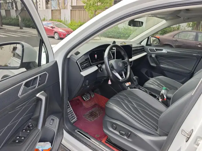 Volkswagen Tiguan L 2023 Model 330TSI 2WD R-Line Enjoy the version more – фото 10