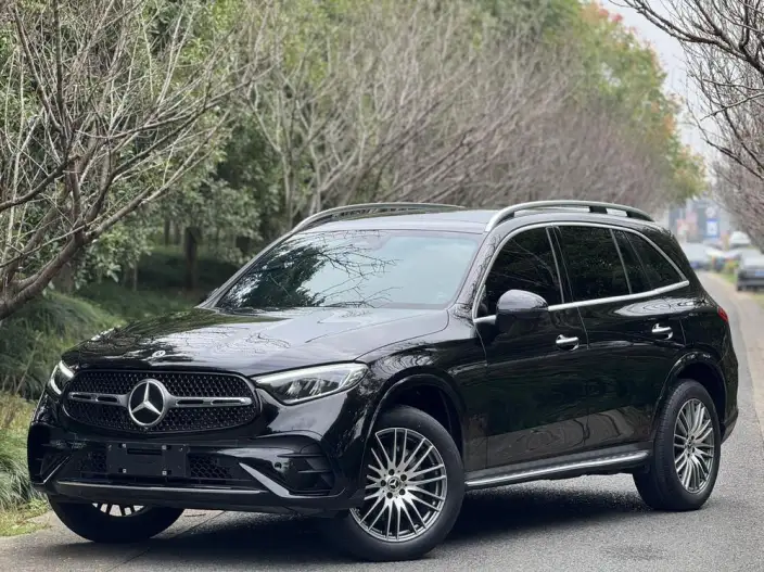 Mercedes-Benz GLC 2024 Model Facelift GLC 300 L 4MATIC Dynamic Model 5 seat – фото 1