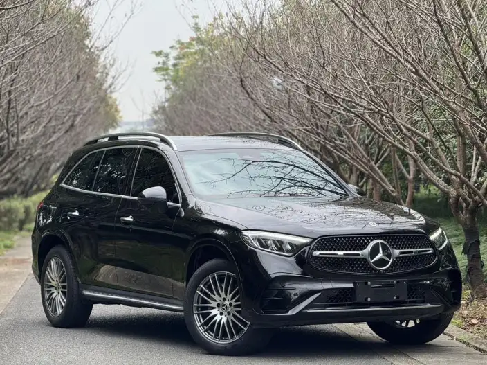 Mercedes-Benz GLC 2024 Model Facelift GLC 300 L 4MATIC Dynamic Model 5 seat – фото 3